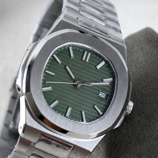 Seiko Nautilus Green Dial - Image 10
