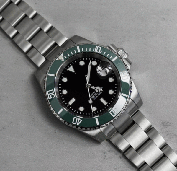 Seiko Mod Watch NH35 GMT Sub Mariner Kermit Green 40mm Automatic Movement Watch