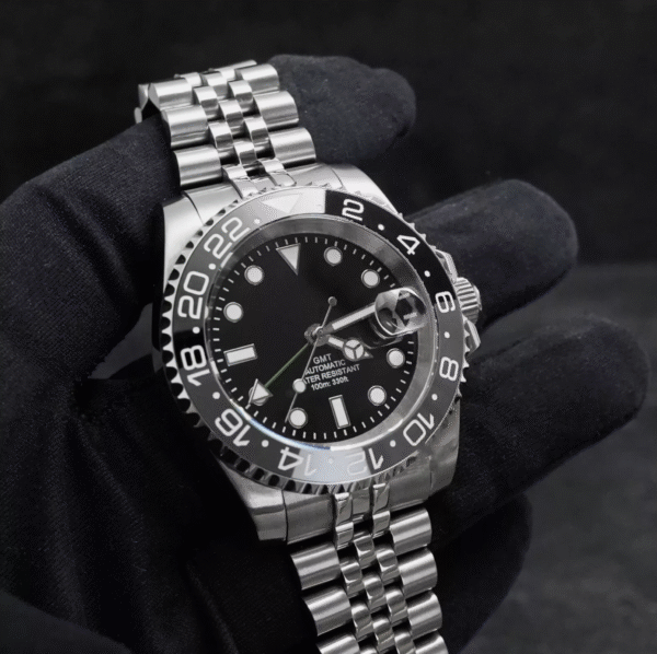 Seiko GMT All Black - Image 2