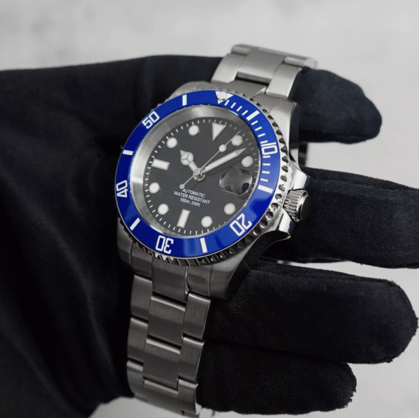 Seiko Smurf SUB 40mm Blue Bezel, Black Dial