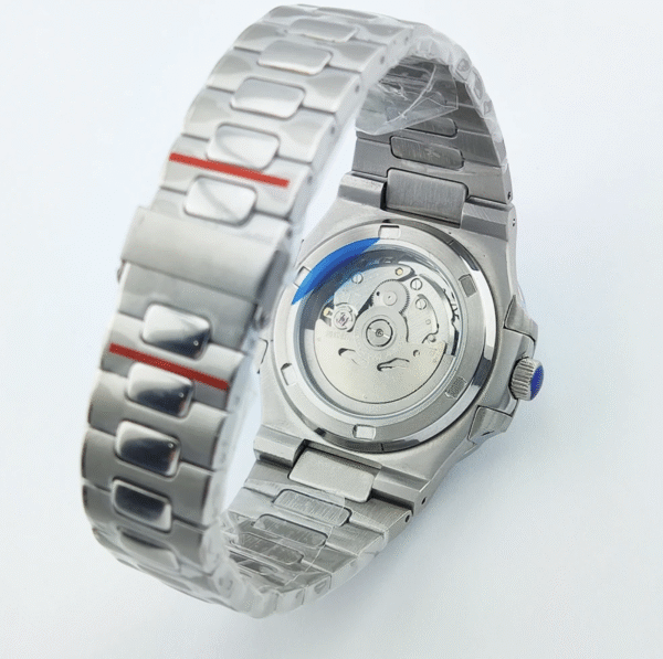 Seiko Nautilus "Who Cares I'm Already Late" - Image 8