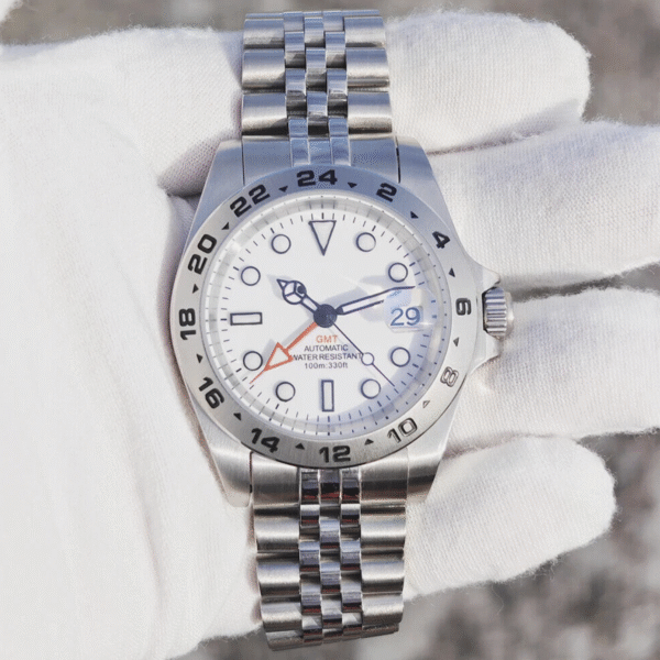 Seiko Explore GMT 39mm Silver