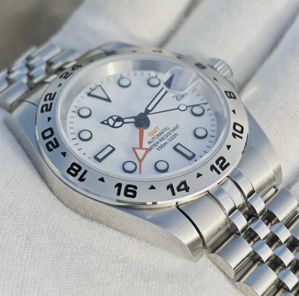 Seiko Explore GMT - Image 3