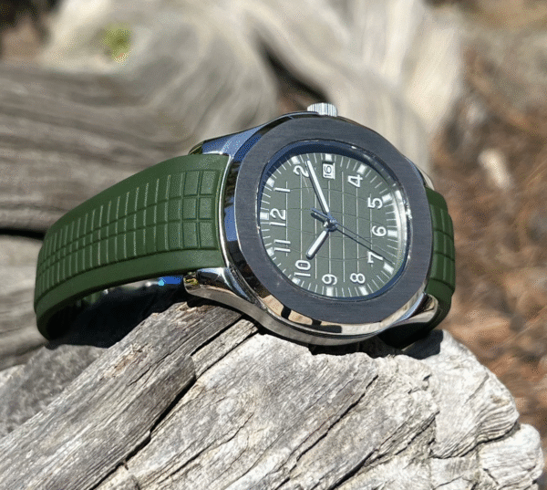 Seiko Aquanaut Green Dial - Image 7