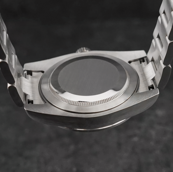 Seiko Milgauss Black Dial - Image 7