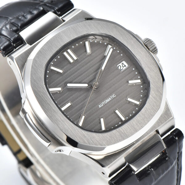 Seiko Nautilus 571 Black Dial - Image 7