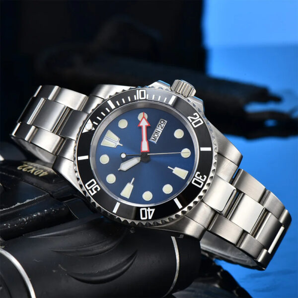 Seiko Date Diver Blue Dial - Image 10