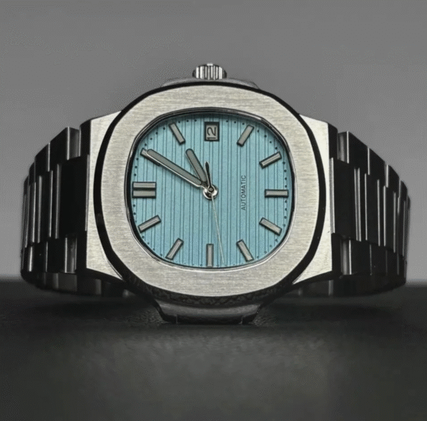 Seiko Nautilus 40mm Tiffany Blue Dial - Image 6